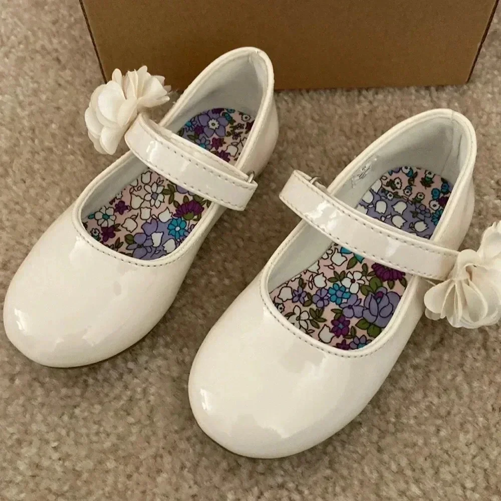 EUC Baby Deer Dress Shoe